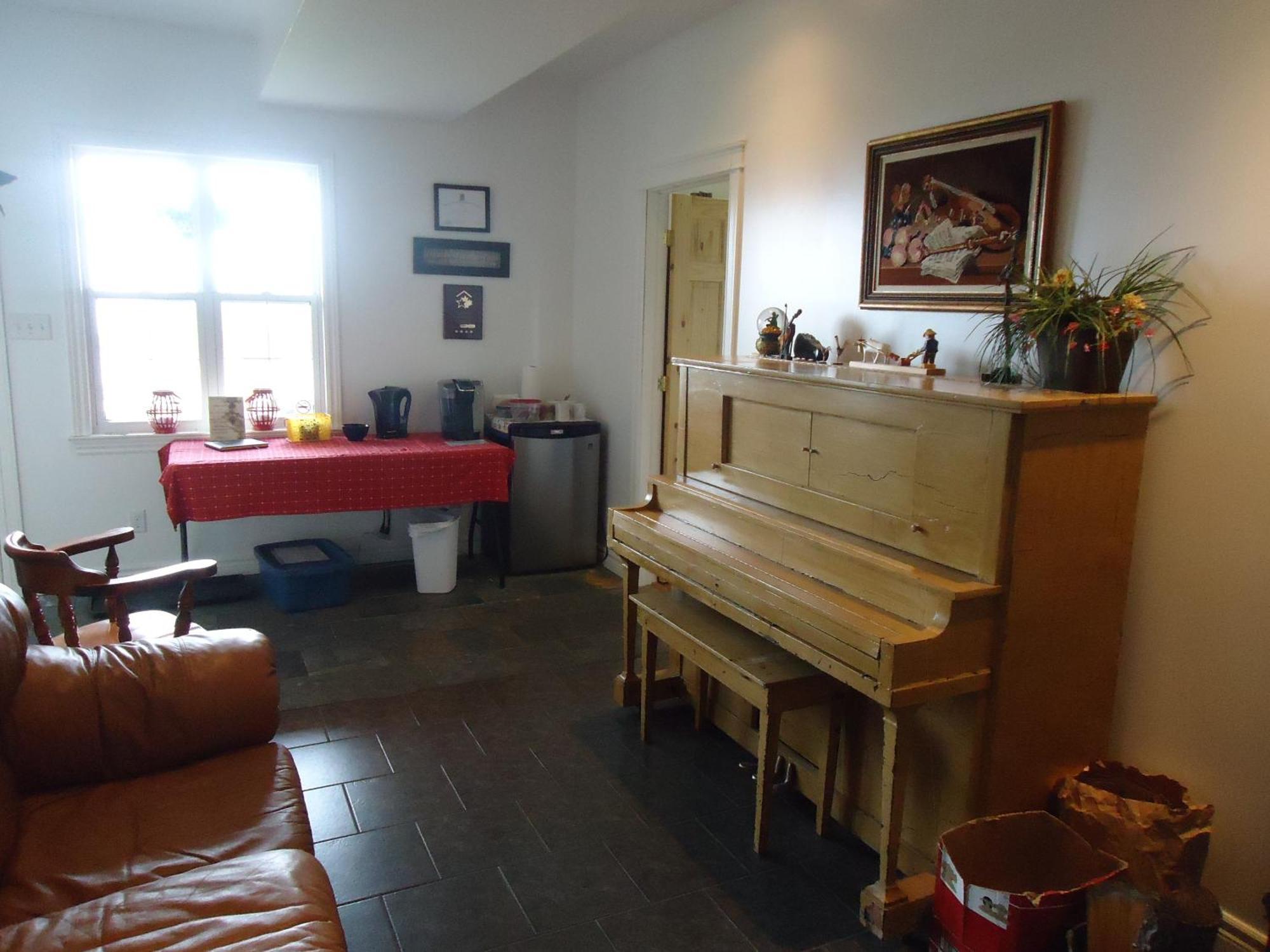 The Fiddle And The Sea Bed And Breakfast Port Hood Екстер'єр фото