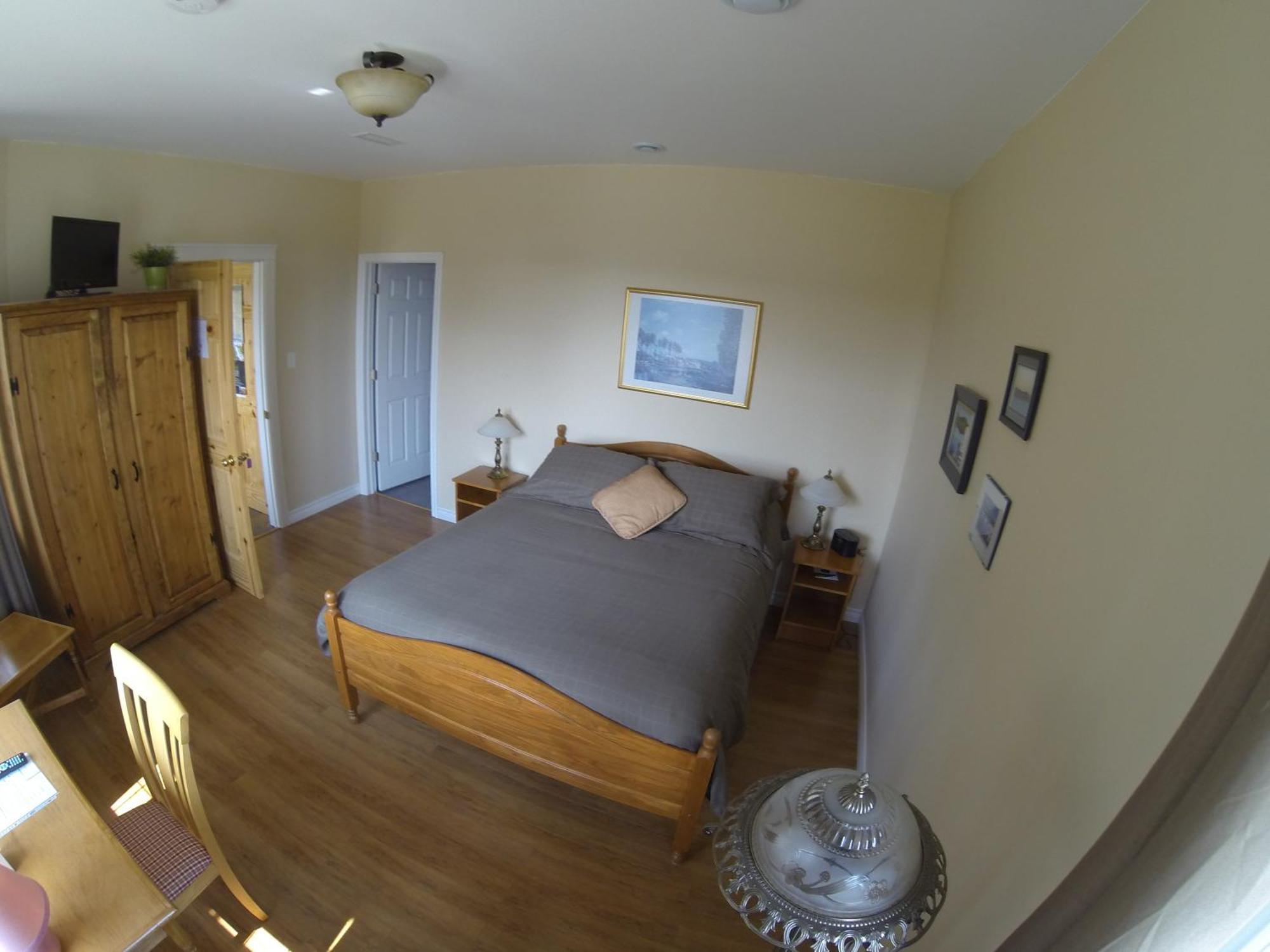 The Fiddle And The Sea Bed And Breakfast Port Hood Номер фото