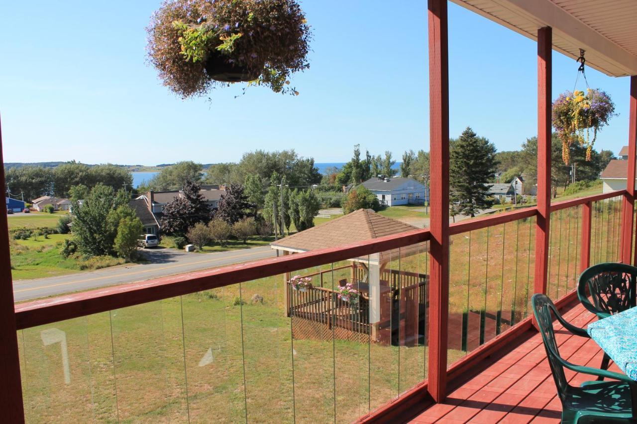 The Fiddle And The Sea Bed And Breakfast Port Hood Екстер'єр фото