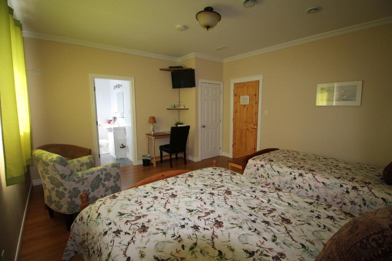 The Fiddle And The Sea Bed And Breakfast Port Hood Екстер'єр фото